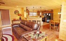 Parkside Resort
